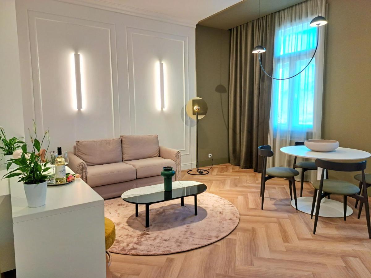 Hotel Domus Collis 기오르 외부 사진